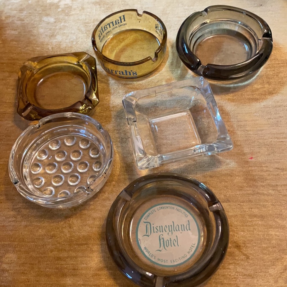 Bundle of 6 Vintage Ashtrays